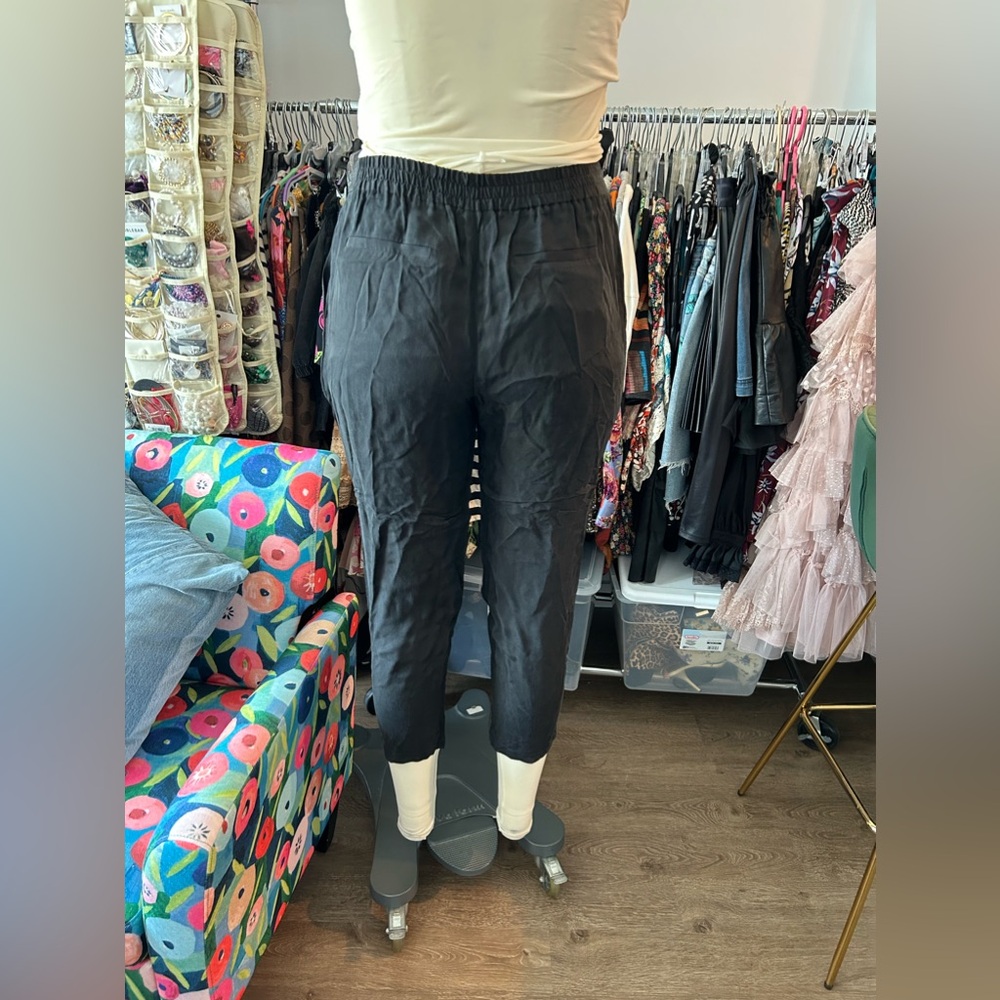 Silk pull on jogger from club Monaco